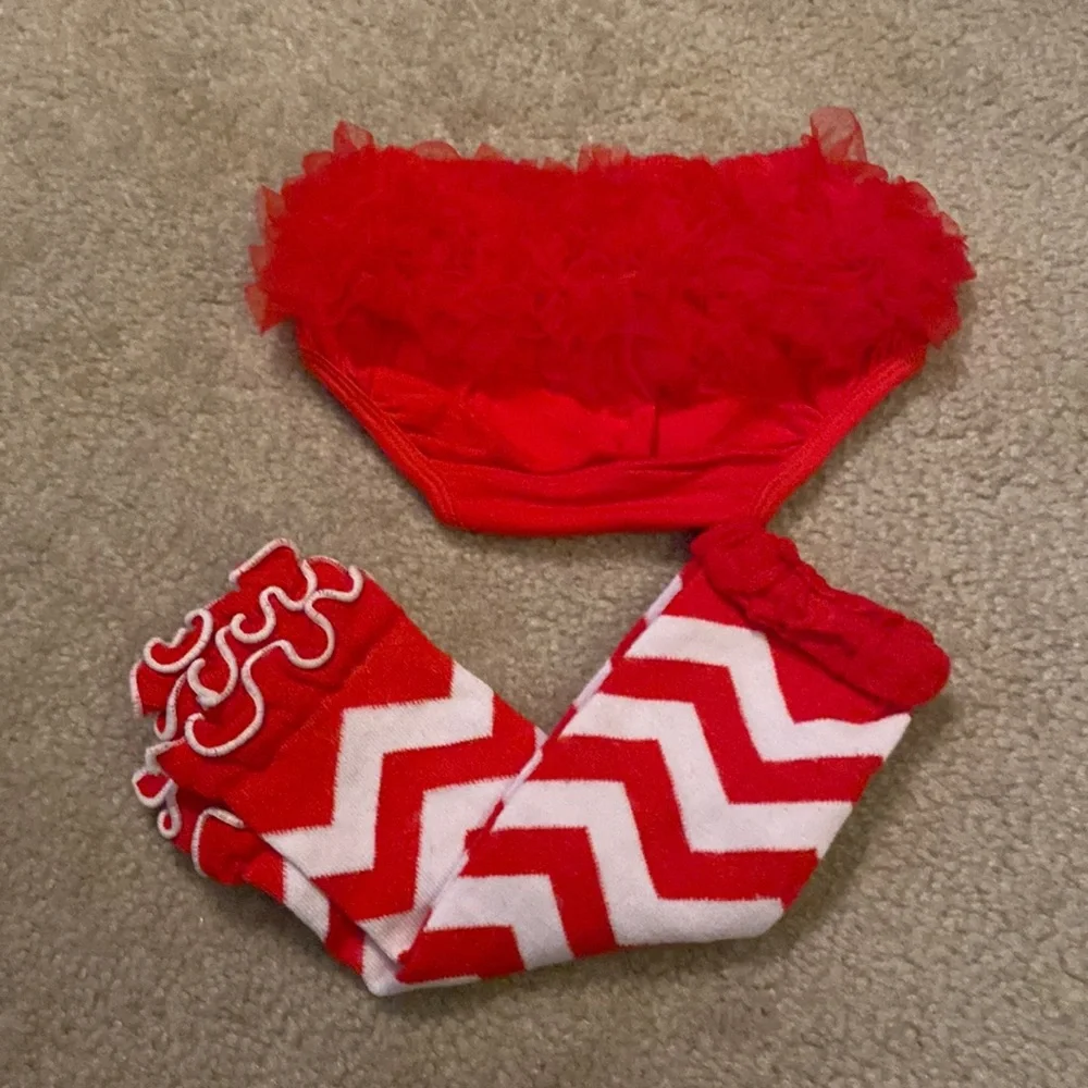 Ruffle Diaper Cover & Leg Warmer Set